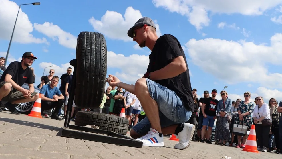 Jesteś fanem motoryzacji? Na tej imprezie w Korzeńsku nie może Cię zabraknąć - Zdjęcie główne