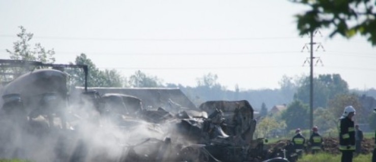 Ciężarówki w ogniu. Dwóch kierowców nie żyje [WIDEO] - Zdjęcie główne