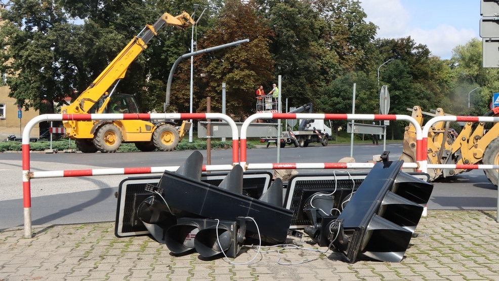 Rawicz. Starą "piątką" tylko na wprost. Zamknięta ul. Kamińskiego i 17 Stycznia [ZDJĘCIA] - Zdjęcie główne