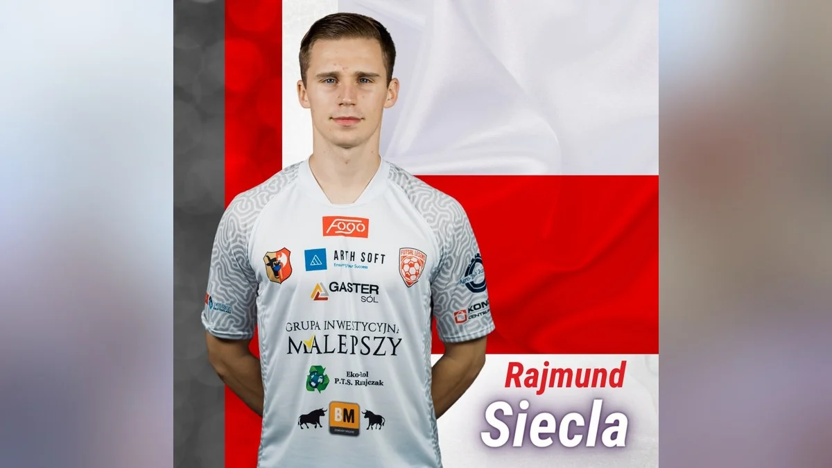 Z Rawicza do futsalowej kadry Polski. Rajmund Siecla z pierwszym trafieniem w reprezentacji - Zdjęcie główne