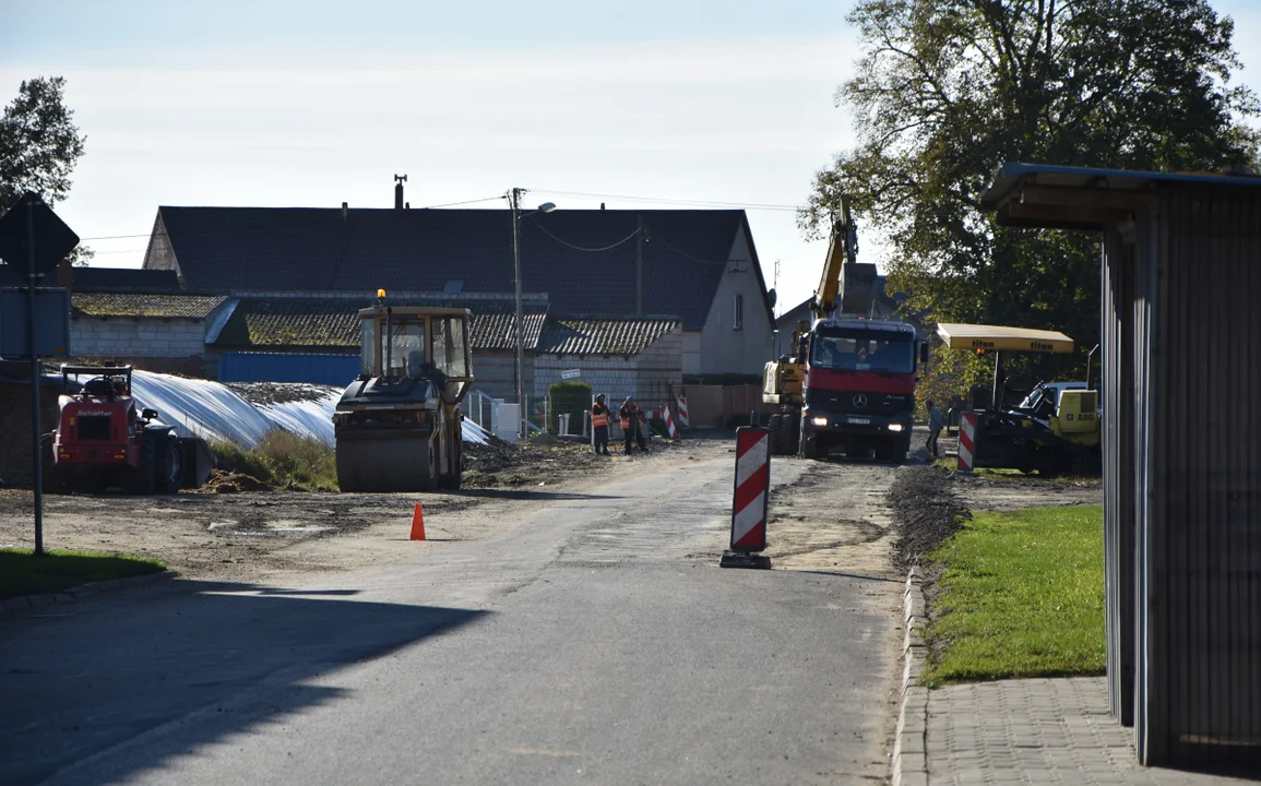 Inwestycje kanalizacyjne w gminie Pakosław - jedna się przeciąga, a druga przyspiesza - Zdjęcie główne