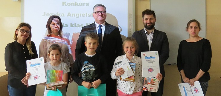 Konkurs języka angielskiego dla klas III [FOTO] - Zdjęcie główne