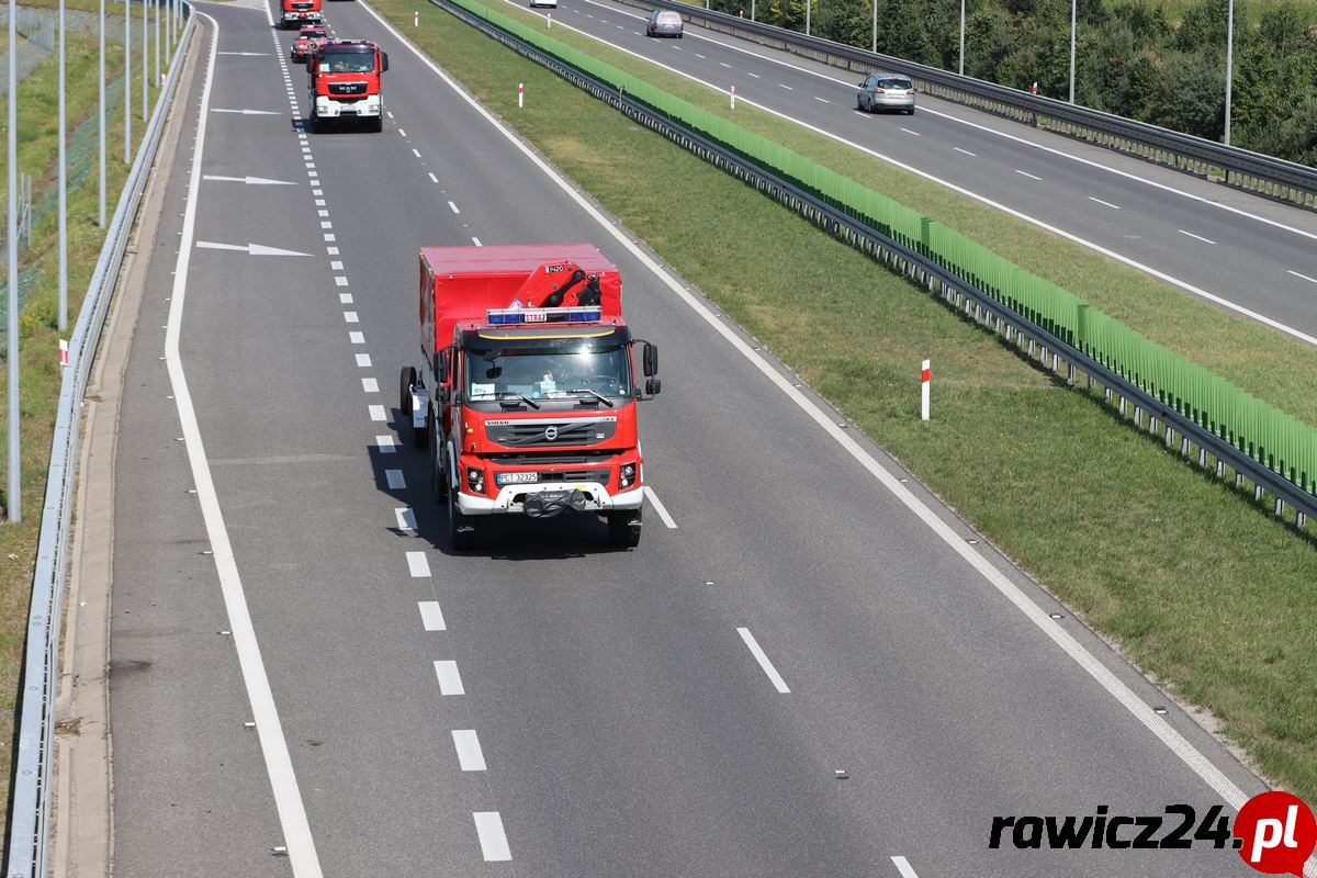 Przejazd wielkopolskich strażaków S5 w powiecie rawickim 