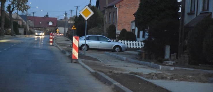 Jak twierdzi starosta, budowa ścieżki przebiega zgodnie z planem - Zdjęcie główne