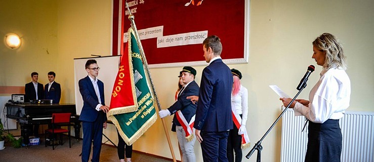 Inauguracja roku szkolnego  w ZSPT w Bojanowie [FOTO] - Zdjęcie główne