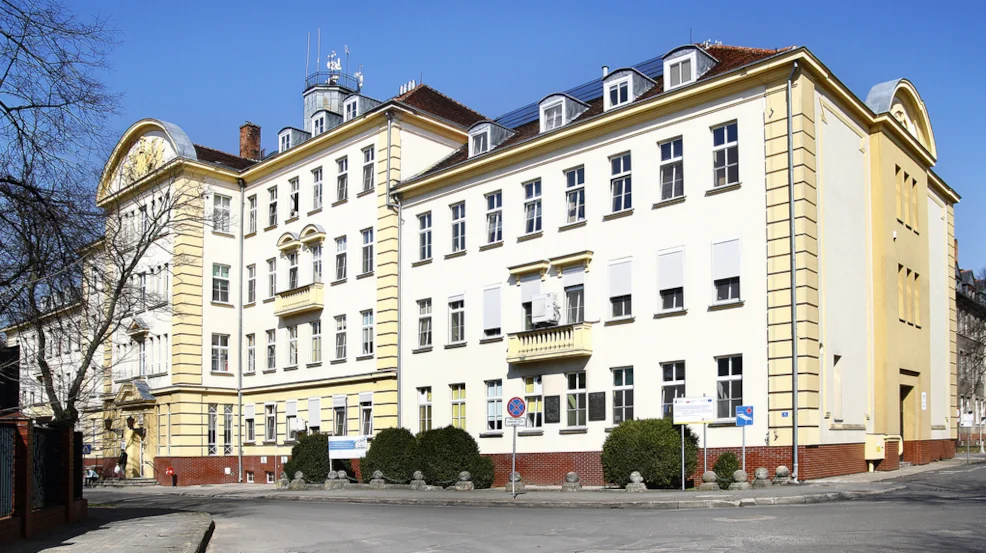 Rusza kolejny etap przebudowy i remontu szpitala w Rawiczu  - Zdjęcie główne