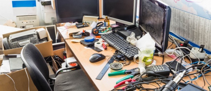 Masz bałagan na biurku? Dziś masz okazję do świętowania - Zdjęcie główne