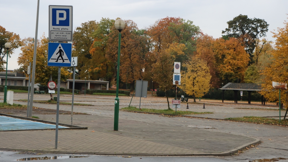 Zlot fanów motoryzacji na zakończenie sezonu - Zdjęcie główne