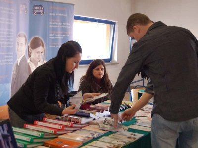 VIII Rawickie Targi Edukacyjne i Targi Pracy - Zdjęcie główne