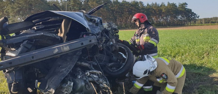 Dwa wypadki śmiertelne w dwa dni na tej samej drodze.  Policja apeluje [FILM] - Zdjęcie główne