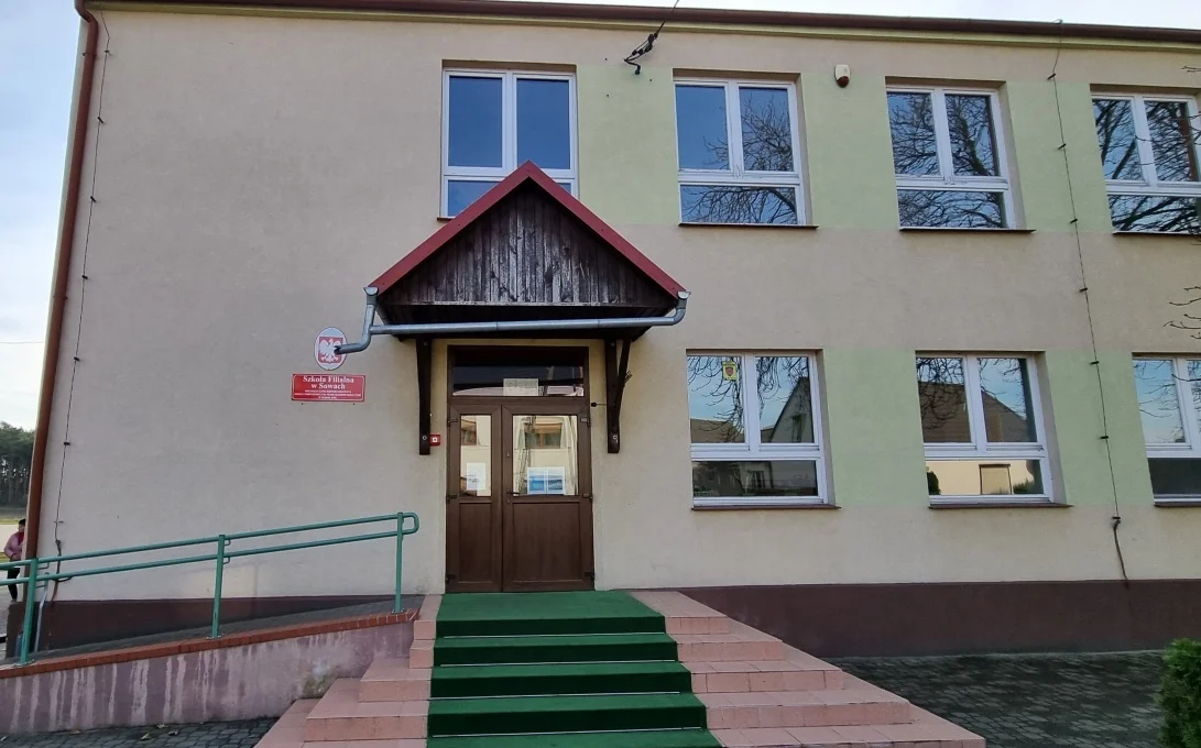 Gmina Pakosław pozyskała niemal 1,5 mln zł na termomodernizację szkoły w Sowach - Zdjęcie główne