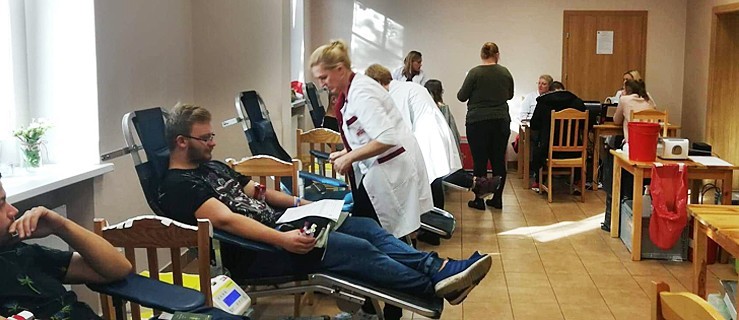Akcja krwiodawstwa w ZSZ w Rawiczu - Zdjęcie główne
