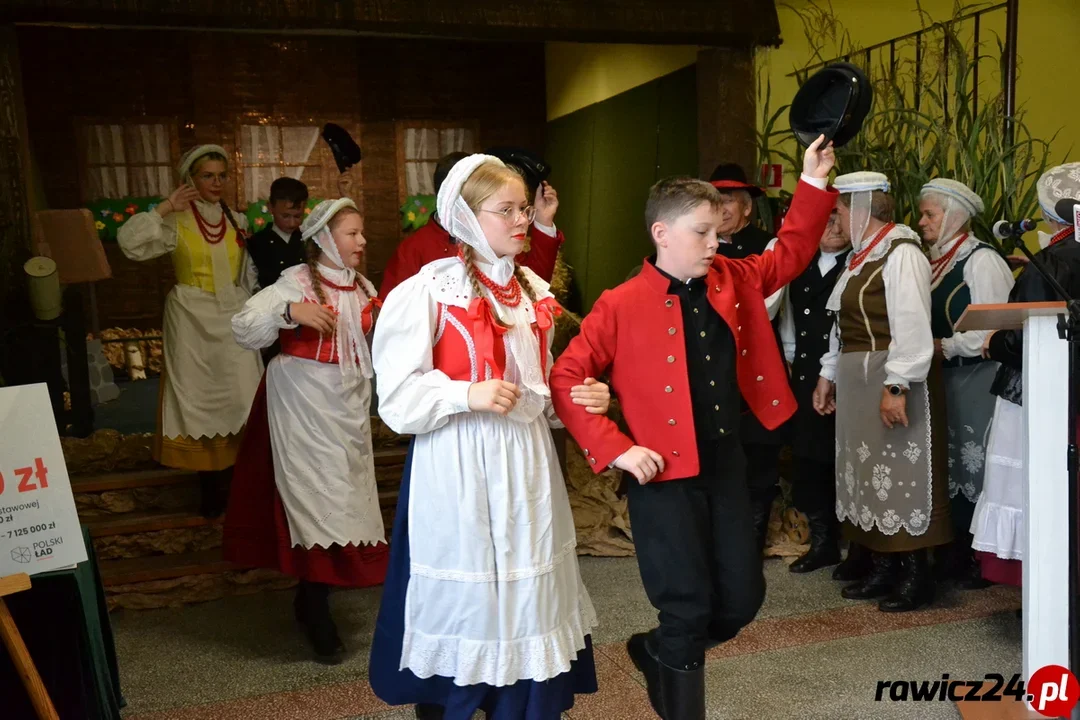 Potańcówka u Chojnioków.  Wkrótce roztańczą gminę Pakosław - Zdjęcie główne