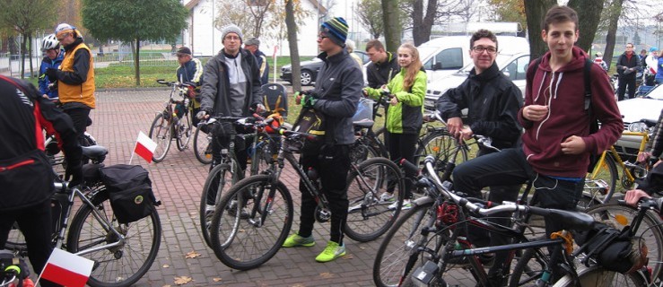 Rajd rowerowy uczniów ZSZ w Rawiczu - Zdjęcie główne