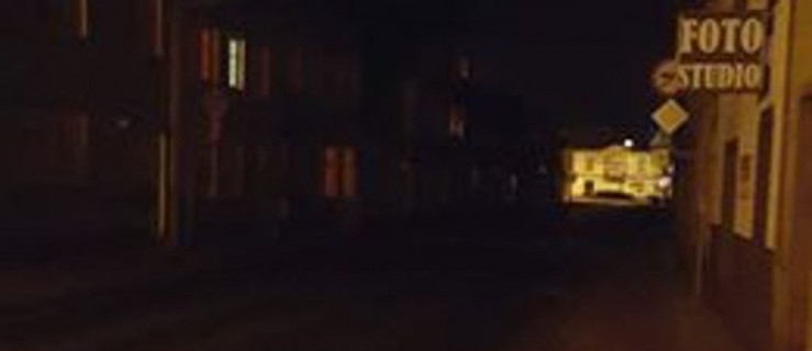 Awaria oświetlenia ulicznego na Grunwaldzkiej w Rawiczu - Zdjęcie główne