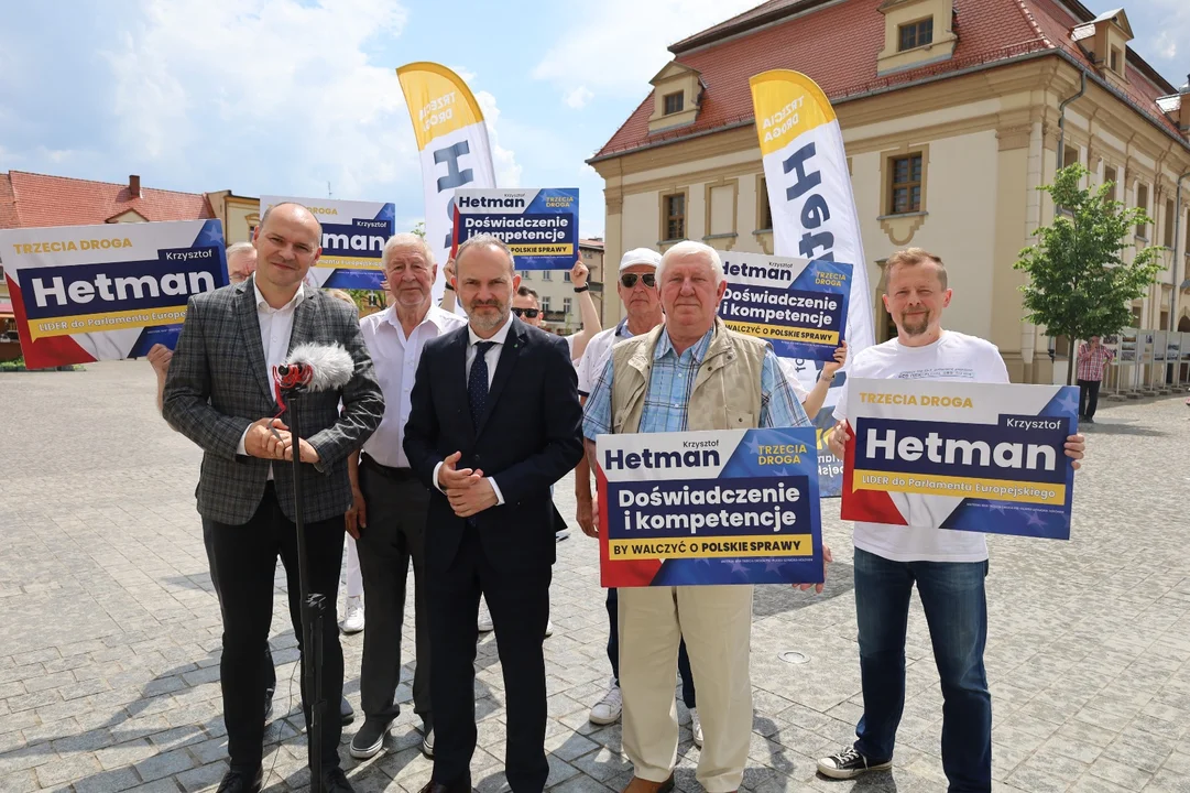 Krzysztof Hetman zorganizował konferencję w Rawiczu. Mówił o Unii Europejskiej - Zdjęcie główne