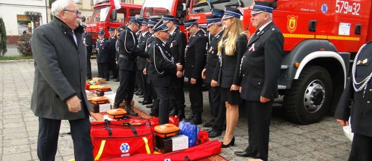 Strażaków wyposażono w nowy sprzęt (FOTO) - Zdjęcie główne