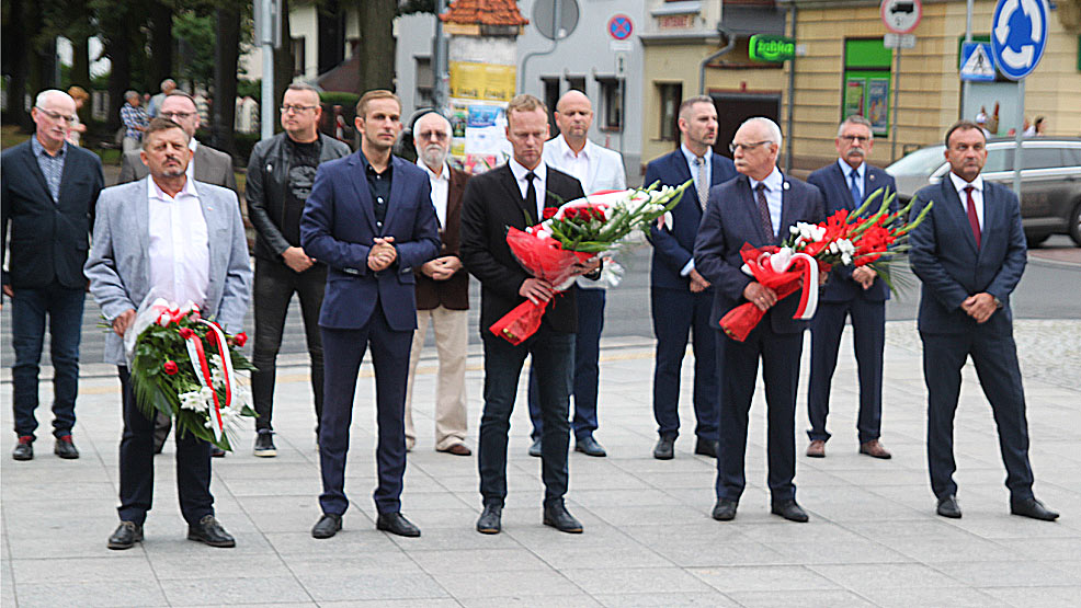 Upamiętnienie 77. rocznicy wybuchu Powstania Warszawskiego - Zdjęcie główne