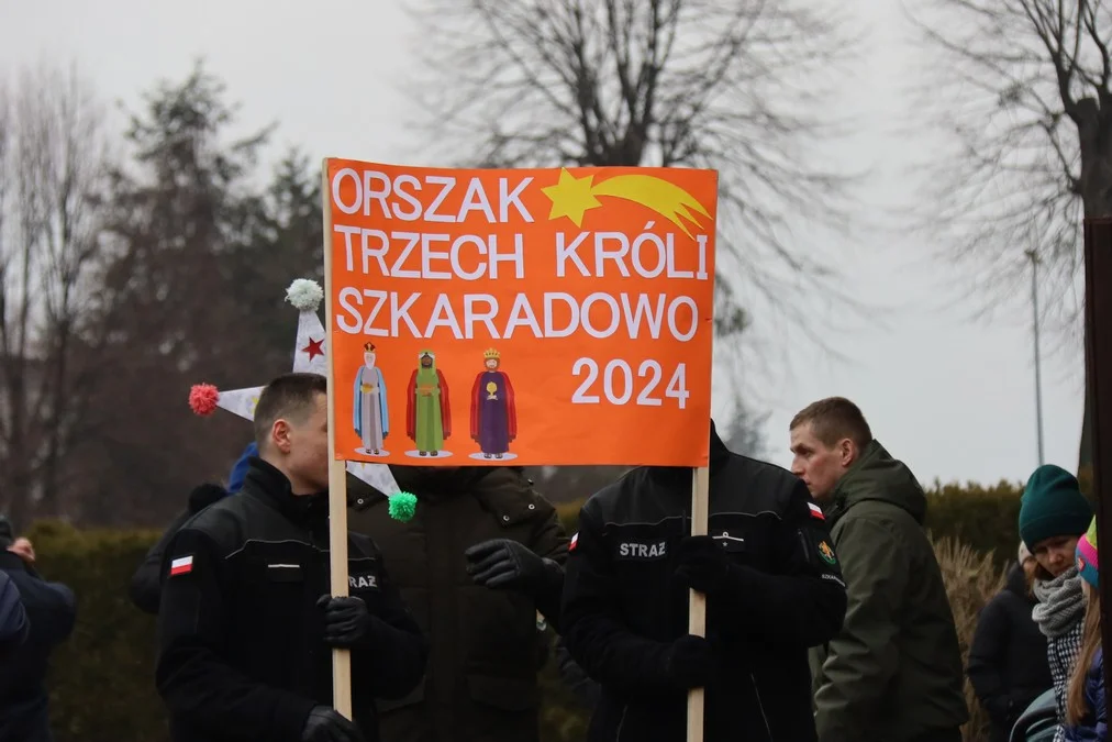 Pierwszy Orszak Trzech Króli w Szkaradowie. Historyczne wydarzenie [ZDJĘCIA] - Zdjęcie główne