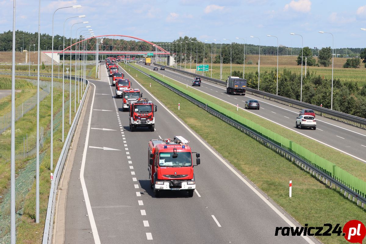 Przejazd wielkopolskich strażaków S5 w powiecie rawickim 