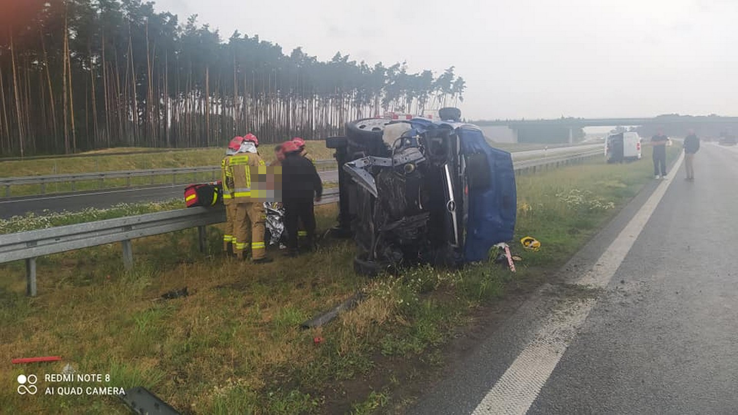 Wypadek na S5 pomiędzy węzłami Rawicz i Bojanowo  - Zdjęcie główne