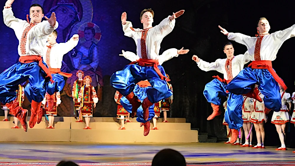 Niezwykły spektakl w Rawiczu. Wystąpi zespół taneczny z Żytomierza - Zdjęcie główne