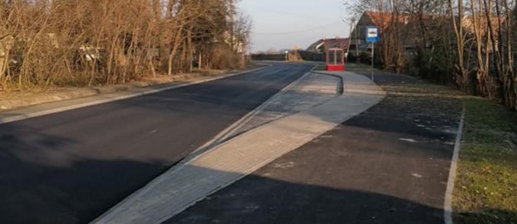 Ścieżka pieszo-rowerowa w Tarchalinie zbudowana  - Zdjęcie główne