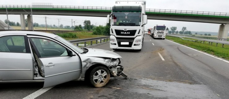 Wypadek na S5 między Rawiczem a Żmigrodem - Zdjęcie główne