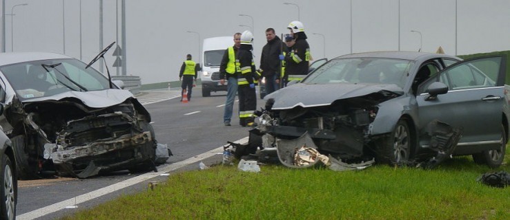 Fiatem "pod prąd" na S5. Internauta opublikował nagranie - Zdjęcie główne