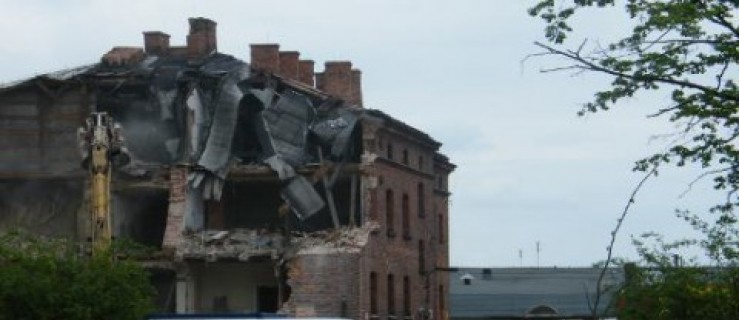 Rawicz. Parking po byłym pawilonie więziennym? - Zdjęcie główne