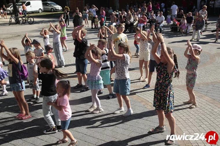 Pyrkowy festyn w parku przy Domu Kultury w Rawiczu już w najbliższy weekend - Zdjęcie główne