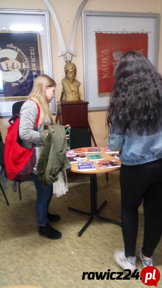 Akademickie spotkanie w ZSZ w Rawiczu - Zdjęcie główne
