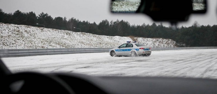  Tak jeździ policja. Czy warto uciekać? [WIDEO]  - Zdjęcie główne