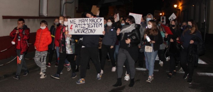 Bojanowo. Strajk kobiet. Mieszkańcy ponownie wyszli na ulice [WIDEO] - Zdjęcie główne