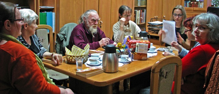 Spotkanie Dyskusyjnego Klubu Książki - Zdjęcie główne