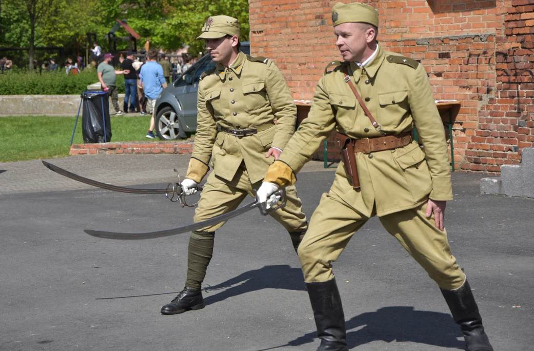 VI Piknik Militarny i Impreza Rekreacyjno - Motocyklowa w Bojanowie - Zdjęcie główne