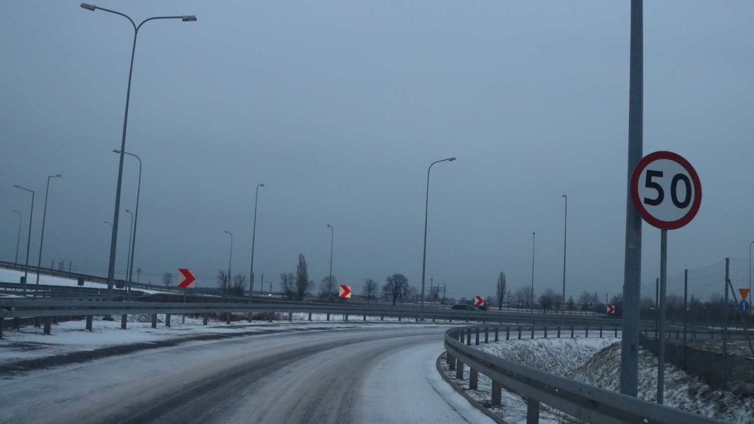 [OSTRZEŻENIE] Powiat rawicki. Możliwe intensywne opady i zamiecie śnieżne - Zdjęcie główne