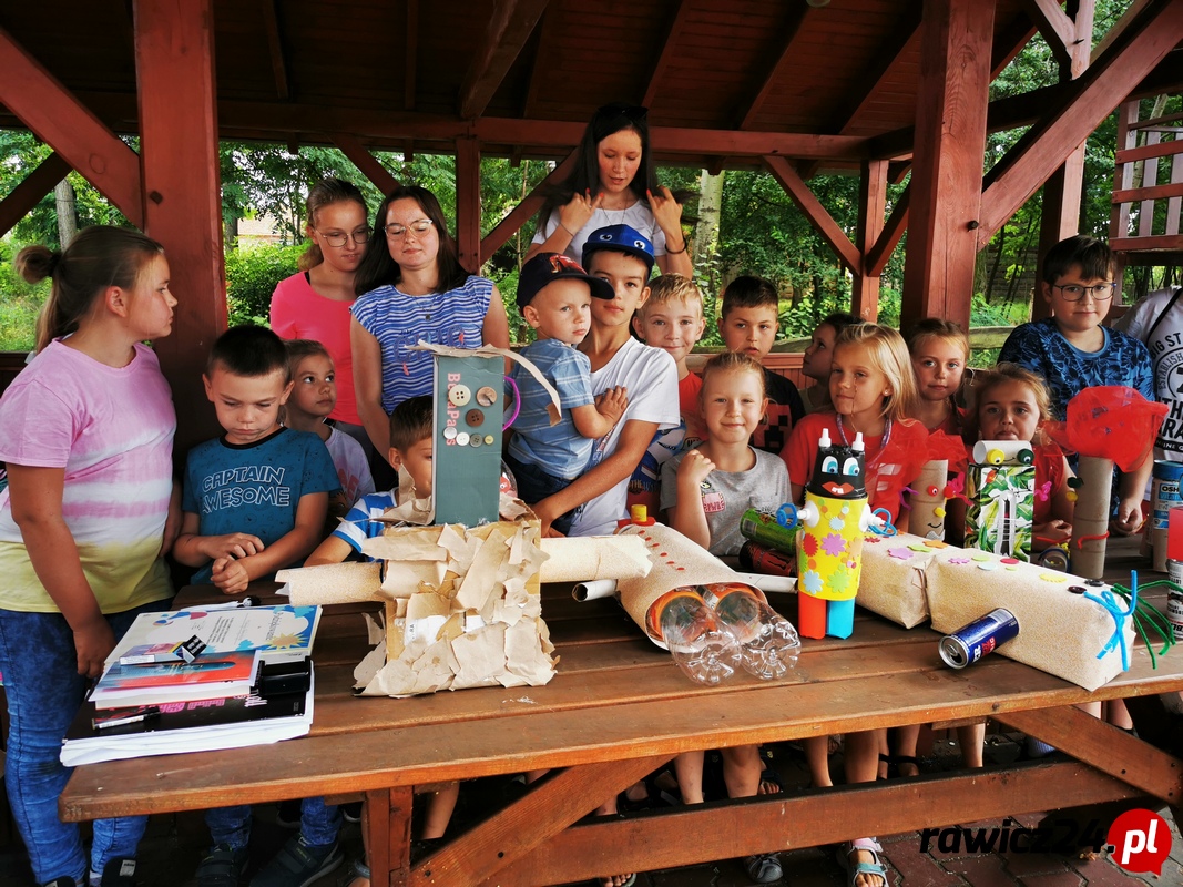 Budowali roboty z... odpadów. Dostali wsparcie z powiatu - Zdjęcie główne