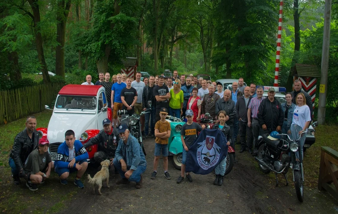 Już niebawem z Rawicza wyruszy zlot zabytkowych pojazdów. Imprezę organizuje Retro Moto Rawicz - Zdjęcie główne