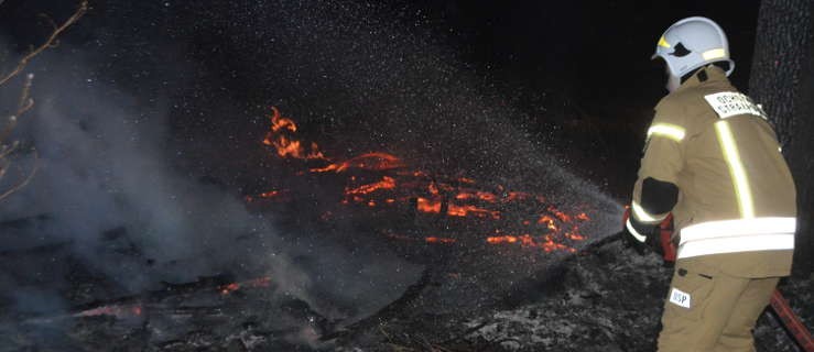 Nocna akcja strażaków (FOTO) - Zdjęcie główne