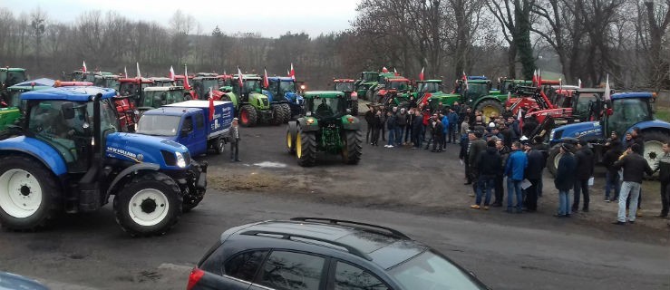 Rolnicy znów wyjechali na drogi. Blokada krajowej "12"  - Zdjęcie główne