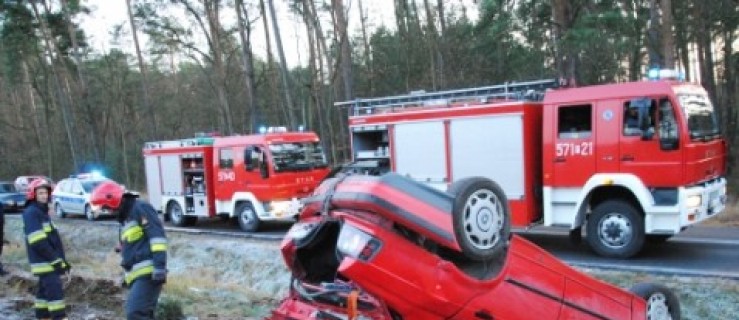 Pogotowie zabrało rannego do szpitala - Zdjęcie główne