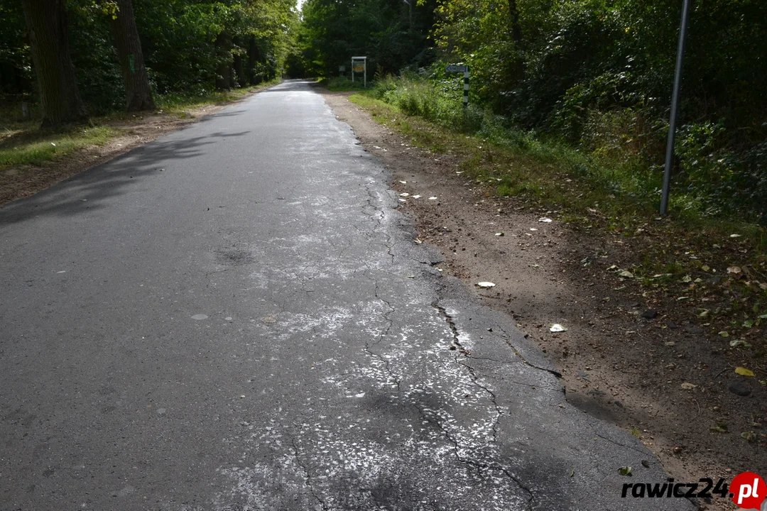 Niemal 21 mln na inwestycje drogowe. Przyszły rok będzie intensywny w powiecie rawickim - Zdjęcie główne