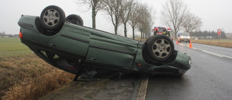 Auto dachowało na dawnej "piątce" - Zdjęcie główne