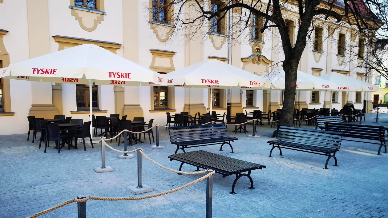 Od maja otwarty będzie ogródek wiedeński na rynku w Rawiczu  - Zdjęcie główne