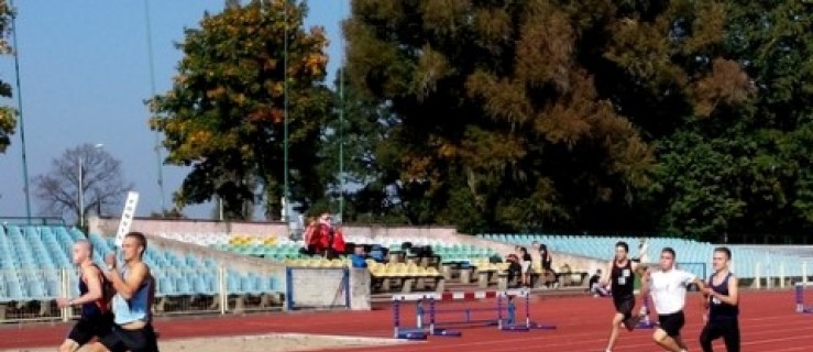 LEKKOATLETYKA. Pożegnali sezon na bieżni - Zdjęcie główne