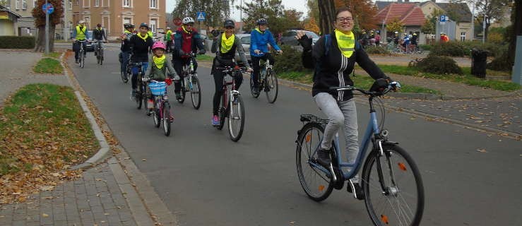 Ponad 150 cyklistów na rajdzie badawczym [FILM+FOTO] - Zdjęcie główne