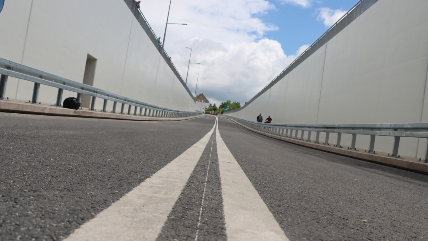 Wypadek w tunelu. Ucierpiała rowerzystka - Zdjęcie główne