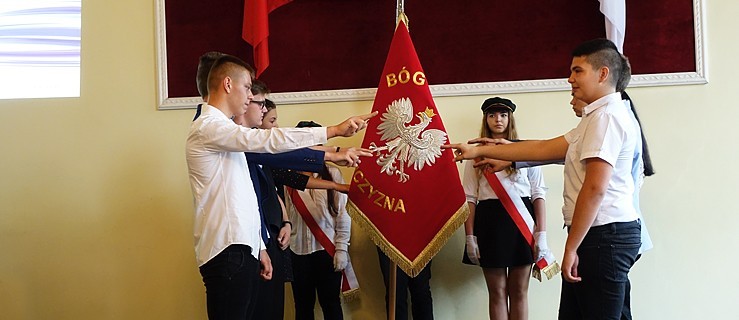 Rozpoczęcie roku szkolnego w ZSPT w Bojanowie - Zdjęcie główne