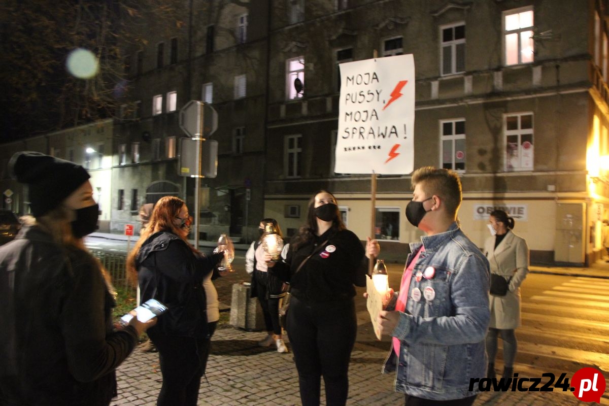 "Spacerowali" po Rawiczu [FOTO] - Zdjęcie główne